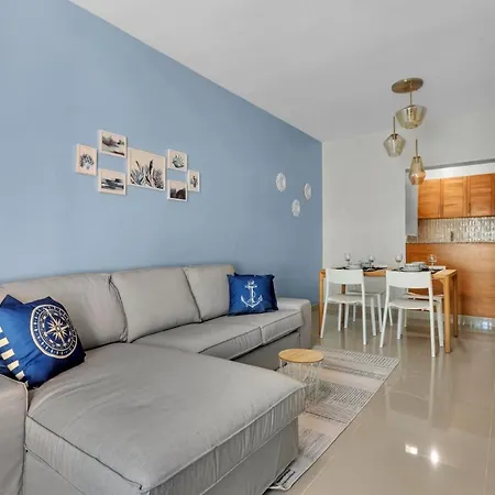 Apartment With Pool And Rooftop Next To Downtown Pc